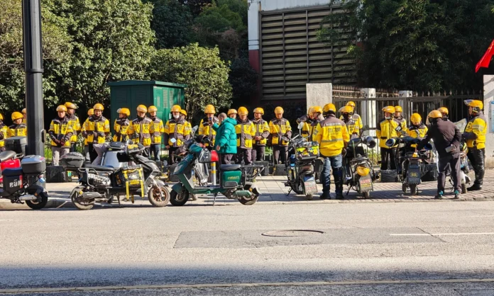Tương lai an sinh tài xế: Nền tảng gọi xe đối mặt quy định toàn cầu