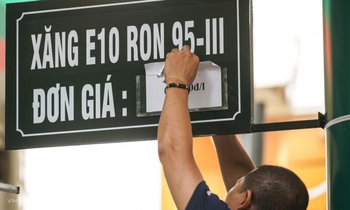 Xăng Dầu: Nỗi Lo Chi Phối Giá Và Rủi Ro Pháp Lý Từ Đầu Mối?