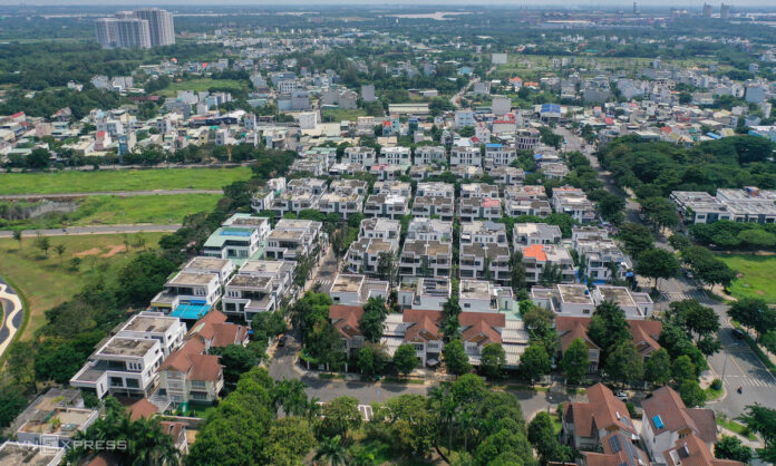 Áp lực lãi suất thả nổi: Làn sóng bán nhà thoát nợ lan rộng