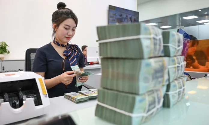 Lãi suất trái phiếu doanh nghiệp tăng mạnh, tiệm cận vùng đỉnh