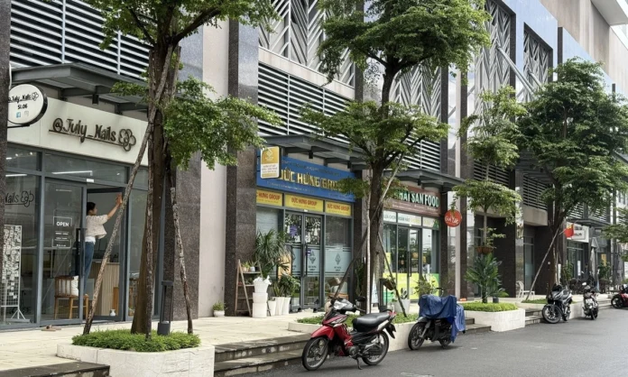 Shophouse khối đế TP HCM thoát ế nhờ hạ giá thuê thực tế