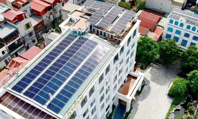 Hạn chót tháng 12: Chốt hỗ trợ tiền cho điện mặt trời mái nhà