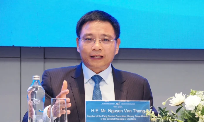 Trung tâm Tài chính TP HCM phấn đấu có ngân hàng tháng 11