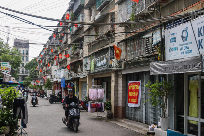 TP HCM tháo dỡ 64 chung cư cũ: Bước ngoặt tái thiết đô thị